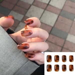BNIB tortoise nails